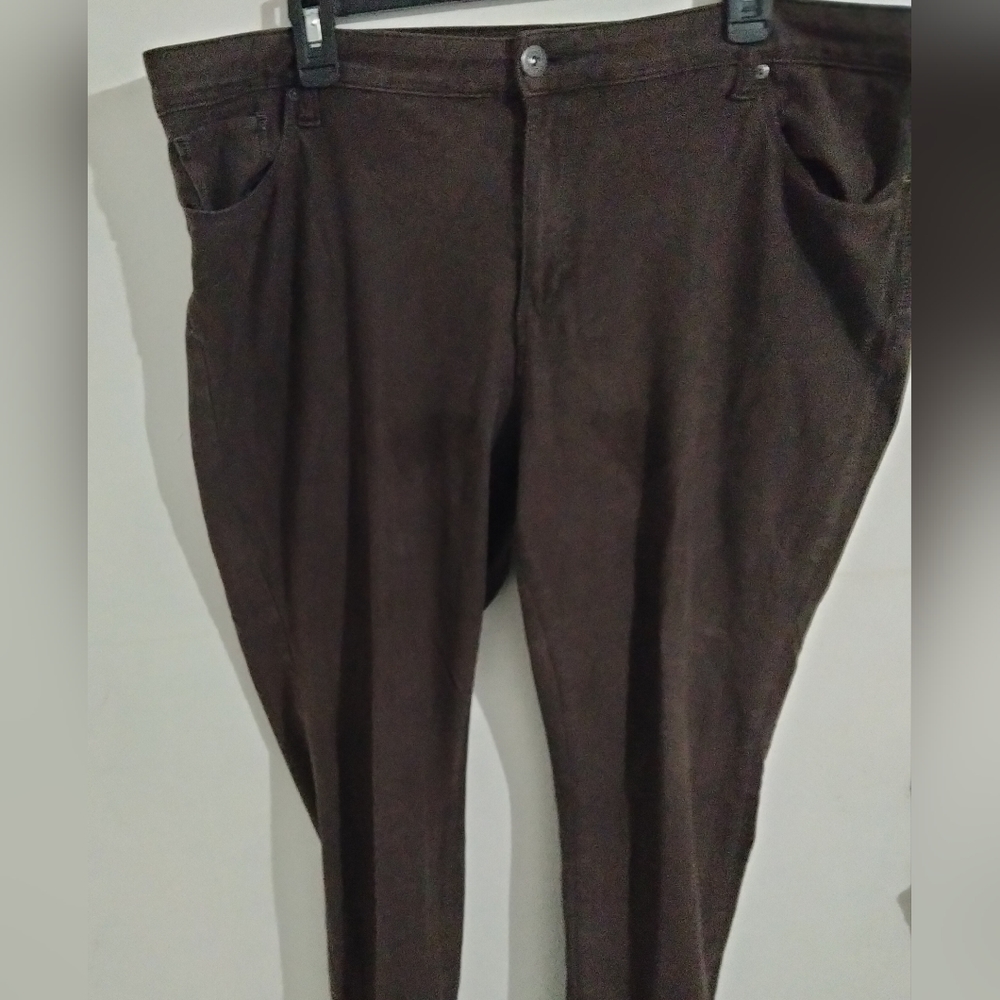 Brown Capri